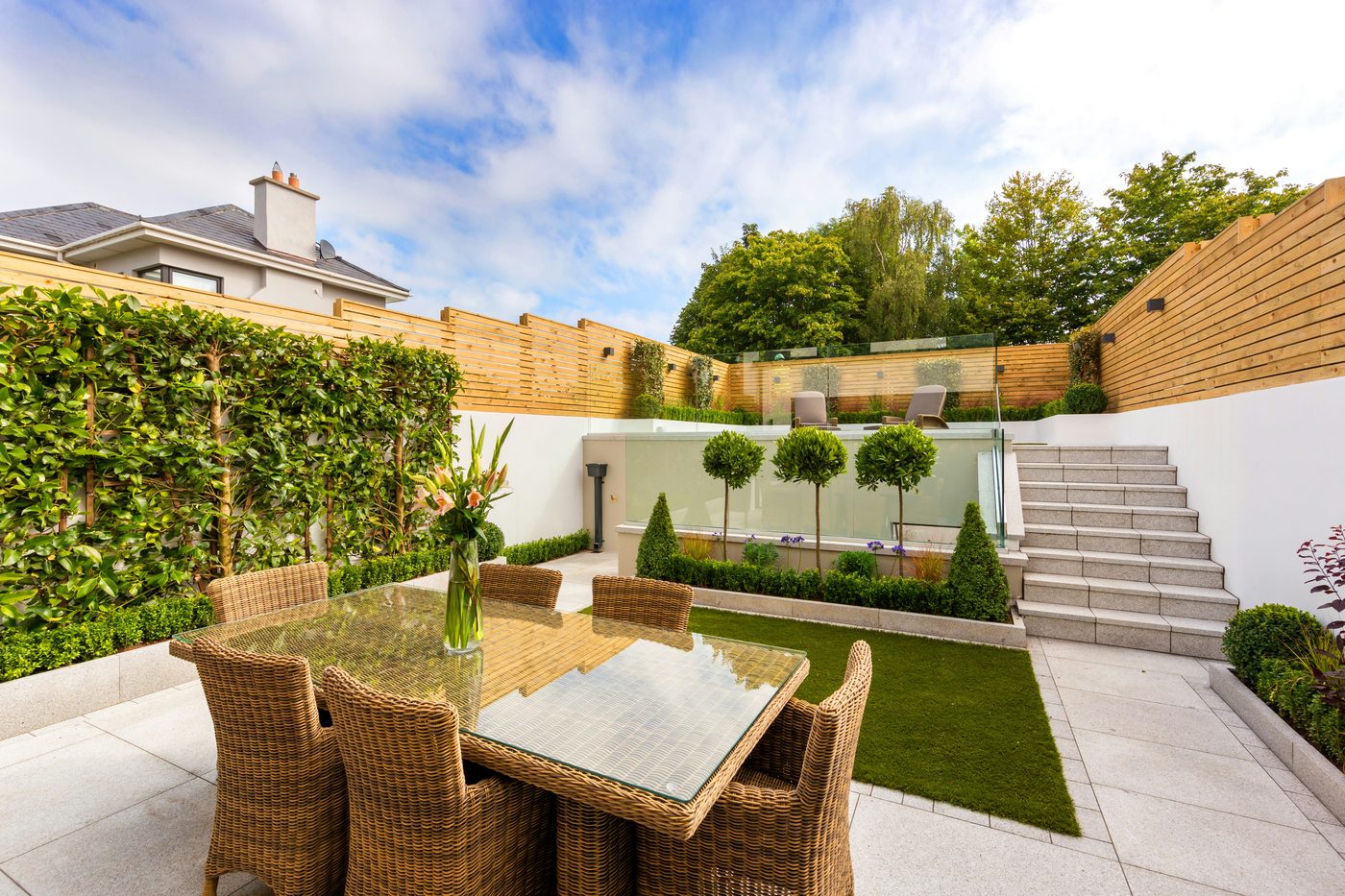 Terrasse et jardin aménagés, aménagement extérieur